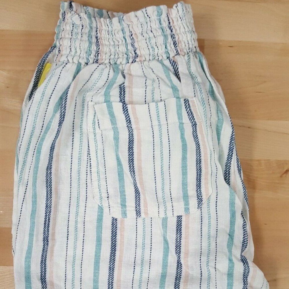 Briggs New York Linen Blend Pull-On Ladies Shorts - Picture 4 of 4